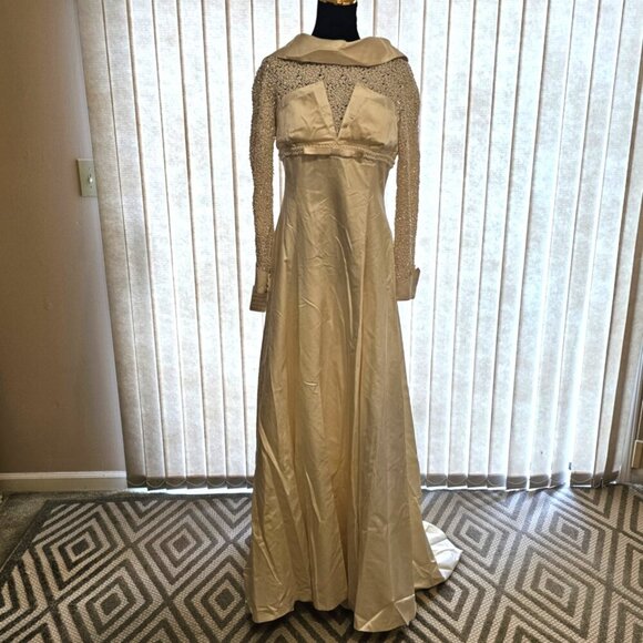 Follia Beautiful Beige Beaded Wedding Dress 8/44 - Picture 1 of 10